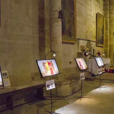 Exposition en l’Abbatiale de Saint Gilles (Gard, France)